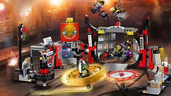 Lego 70640 @@@ ANGRY SKIP @@@ minifigure from the set