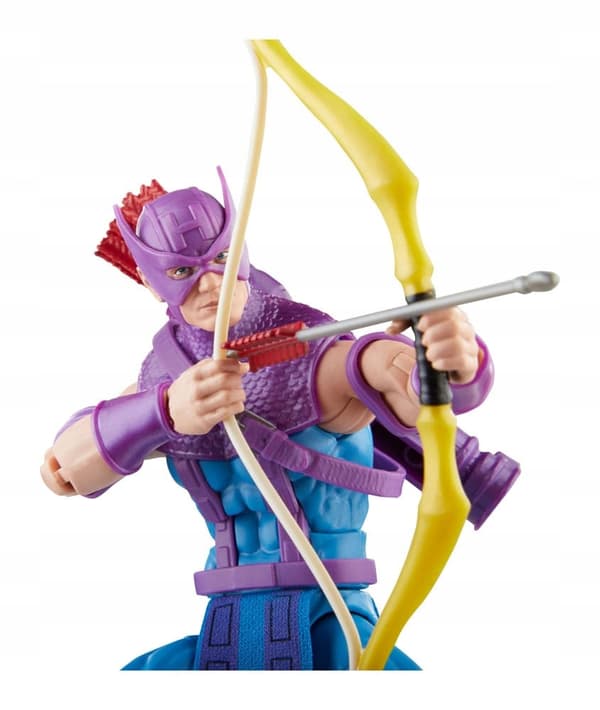 Hasbro Marvel Avengers Legends Hawkeye with Sky-Cycle figure, 15 cm