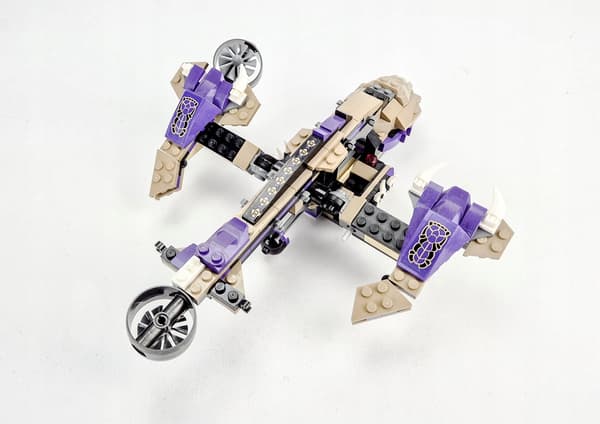 LEGO Ninjago Elements: Condrai’s Helicopter Attack