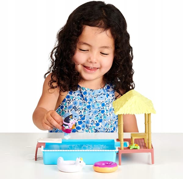 Moose Toys Bluey Pool Time Set – Bluey’s Pool Fun
