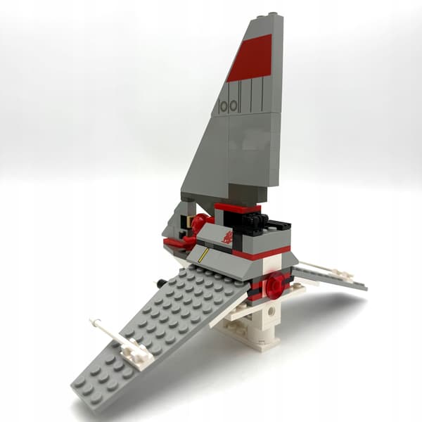 Lego Star Wars 4477 – T-16 Skychopper from 2003