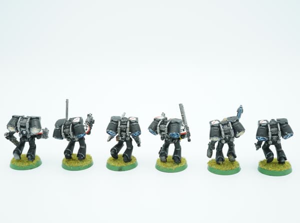Warhammer 40k Space Marines Assault Squad – set of 6 plastic miniatures