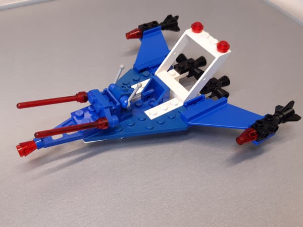 Lego Space 6845 Cosmic Charger (No. 2)