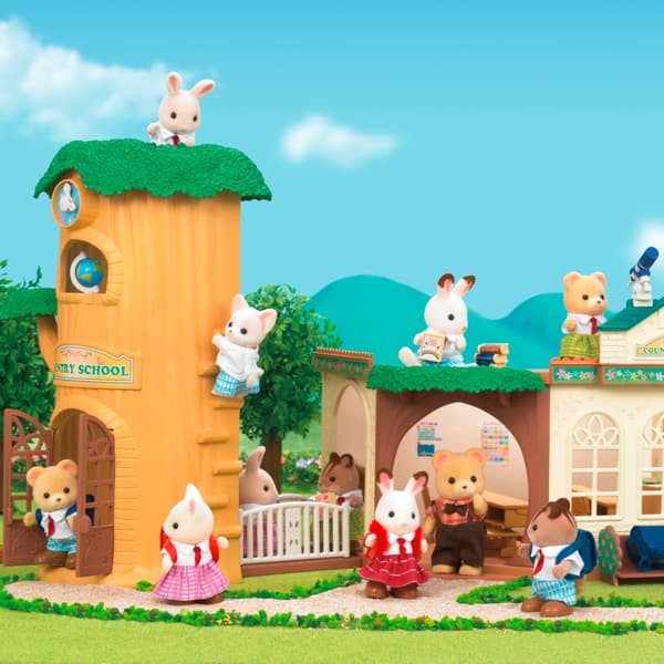 Sylvanian Families Tree House School 5512