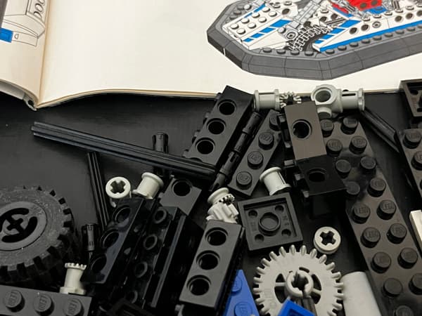 8824 LEGO Hoovercraft
