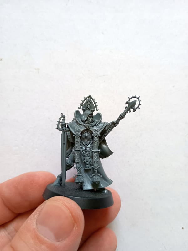 Warhammer 40k Adepta Sororitas Canoness plastic figure sprue