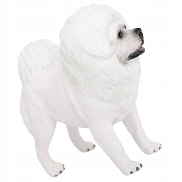 A MODEL OF A PET, MADE AT HOME ON A TABLE