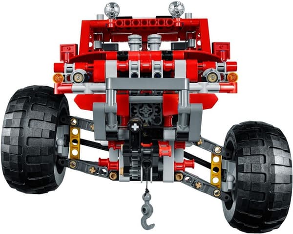 LEGO Technic 42029 Tuned-Up Lorry – NEW