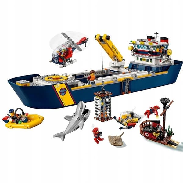 LEGO CITY 60266 Ocean Explorers’ Ship