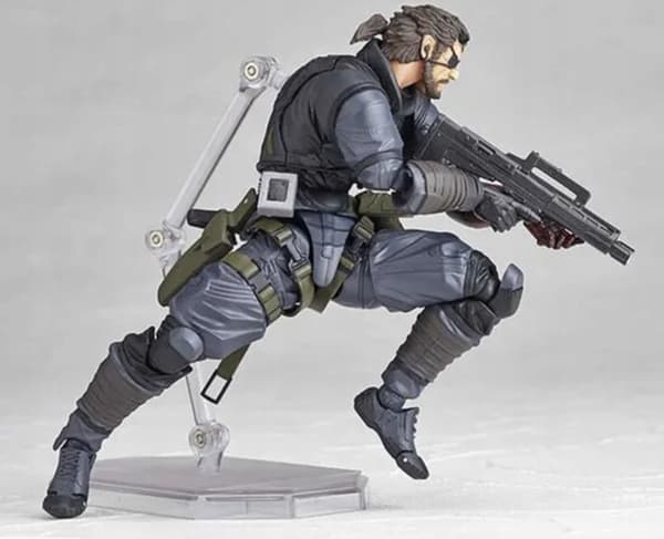 Metal Gear Solid: Phantom Pain Venom Snake 15cm figurine + accessories