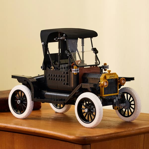 LEGO ICONS 11376 Ford Model T