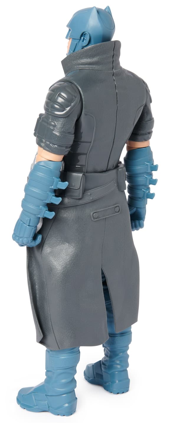 DC BATMAN ACTION FIGURE 30cm