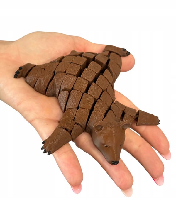 3D realistic brown bear figurine, posable, gift, toy