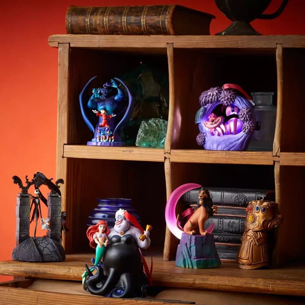 Disney Snow White Christmas tree decoration 24