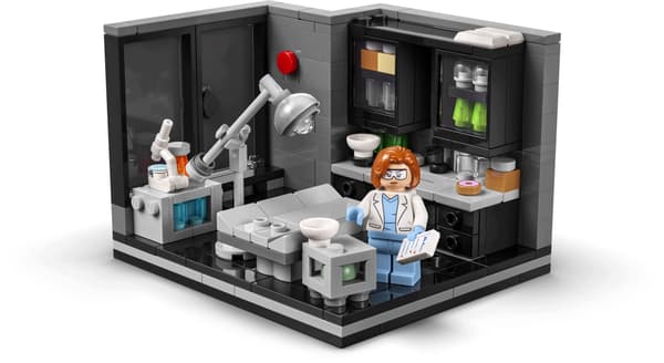 LEGO Ideas 40896 The X-Files: Scully’s Laboratory