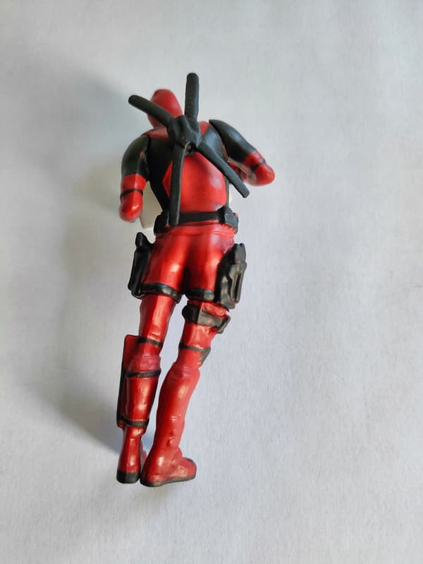 Deadpool ‘Suck It’ Figurine – A Funny Gift