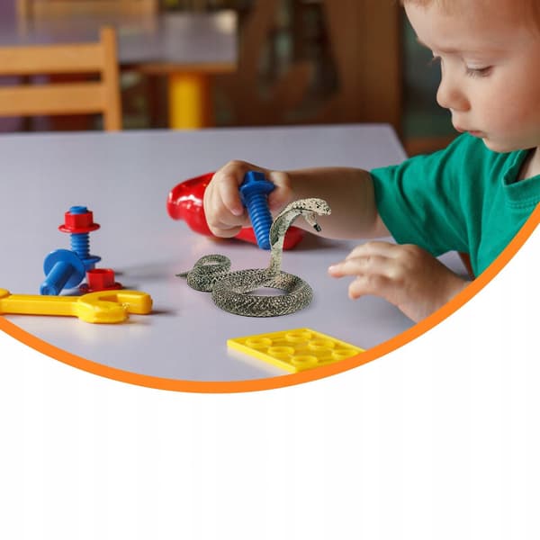 3 FUN SNAKE FIGURINES – REALISTIC GADGETS