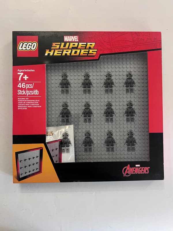 Lego 853611 MARVEL SUPER HEROES MINIFIGURES Display Frame – Genuine
