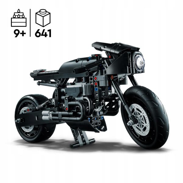 LEGO Technic Batmotor 641-piece set, ages 9+