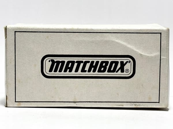 MATCHBOX – DODGE DELIVERY TRUCK (B8)