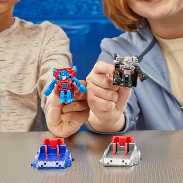 TRANSFORMERS AUTO ROBOT OPTIMUS PRIME & MEGATRON D-16 2-in-1 SET G0338