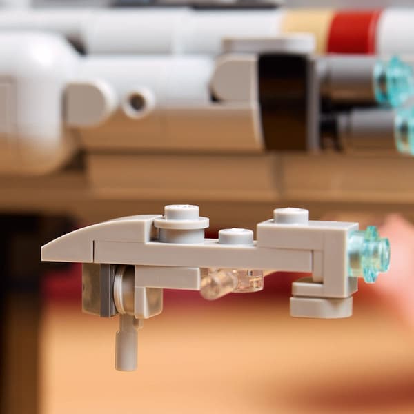 LEGO Star Wars 75405 Home One-class Cruiser 18