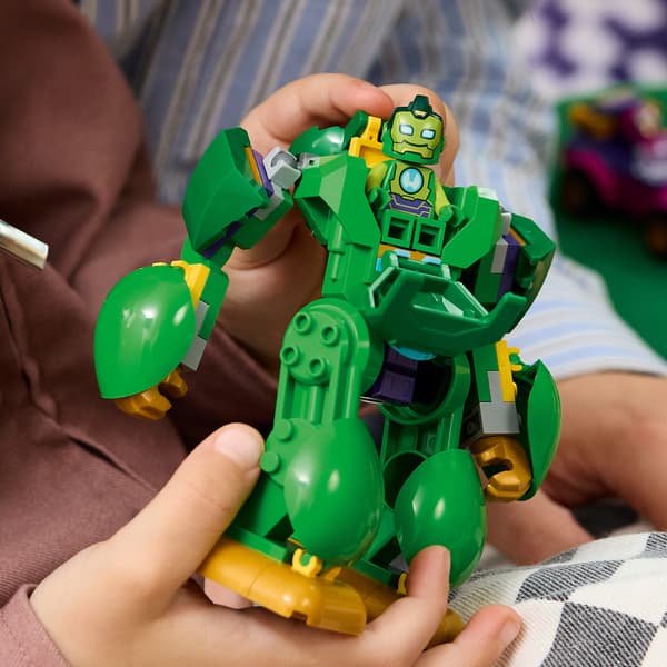 LEGO Disney Junior Marvel 11211 Loki vs the Iron Man Team