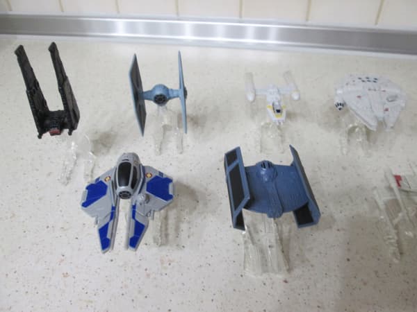 Hot Wheels TIE Fighter Spacecraft CGW52/CGW53