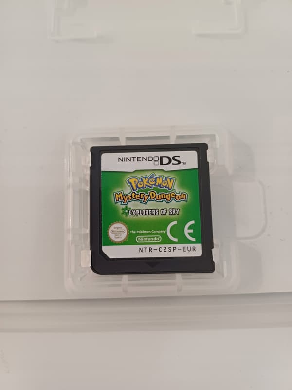 Pokémon Mystery Dungeon: Explorers of Sky – Nintendo DS boxed version