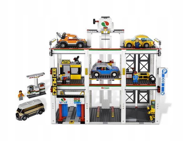 LEGO City - 4207 Garage. New