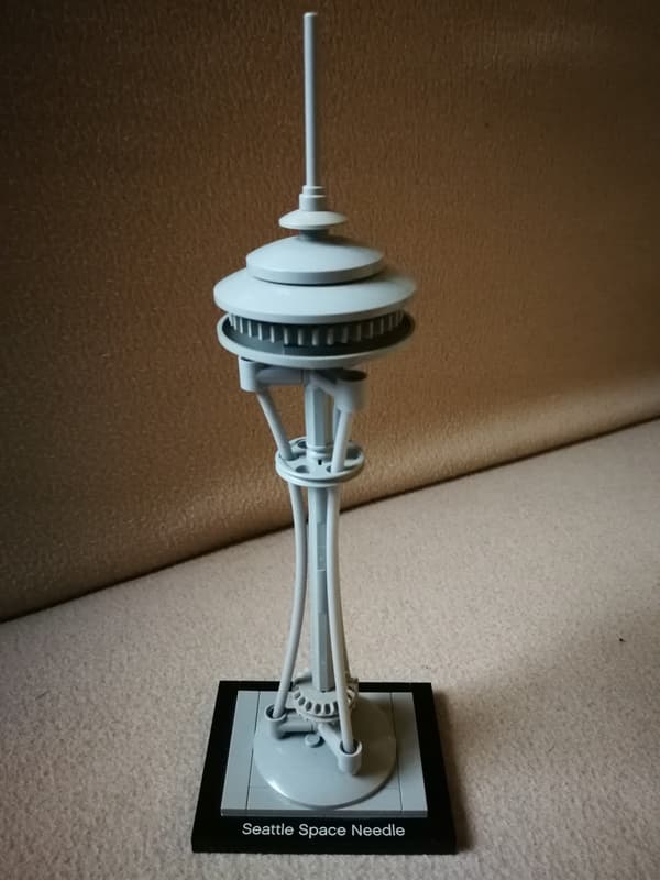 LEGO Architecture 21003 LEGO Architecture Seattle Space Needle