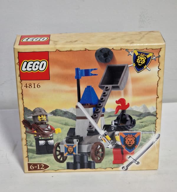 LEGO Castle 4816 Knight's Catapult