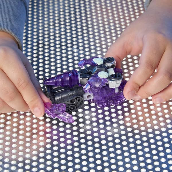 HASBRO Transformers Cyberworld Energon Surge Megatron Figure