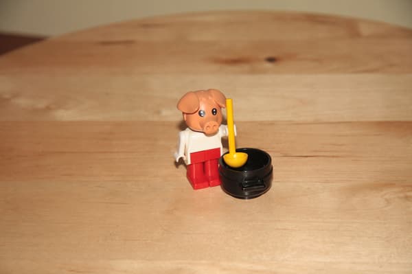 Lego Fabuland 3703 Peter the Pig the Chef
