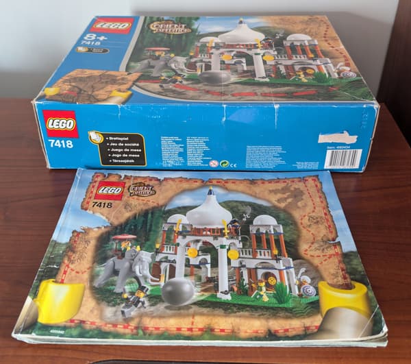 Lego 7418 Scorpion’s Palace with Box