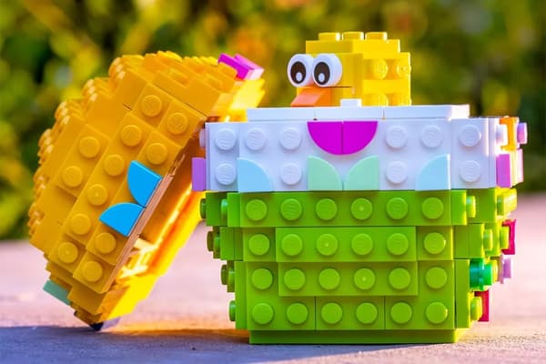 LEGO Creator 40371 Easter Egg – Chicks and Easter Eggs