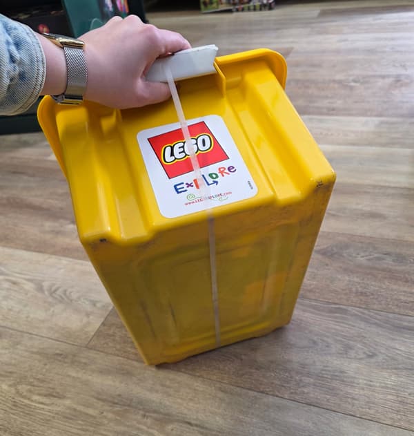 5212 LEGO Duplo Box, 2003
