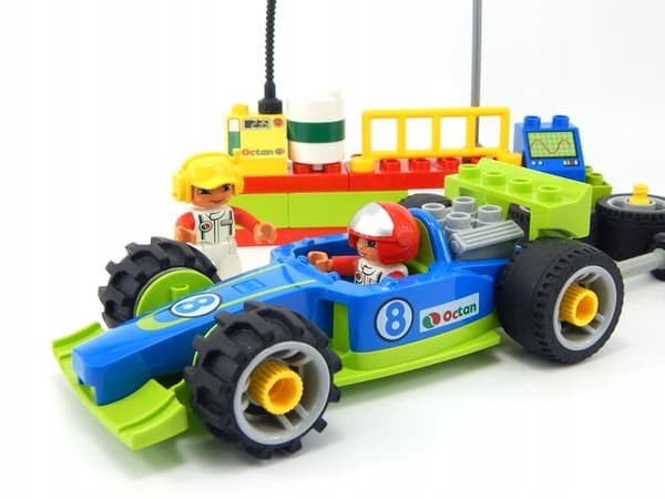 LEGO Duplo 6143 Racing Team