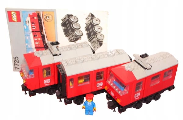 LEGO CITY TOWN TRAIN 7725 set with TRAIN INSTRUCTIONS