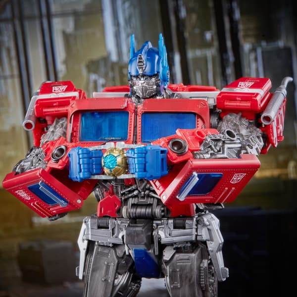 Transformers: Optimus Prime MPM12 Masterpiece Movie
