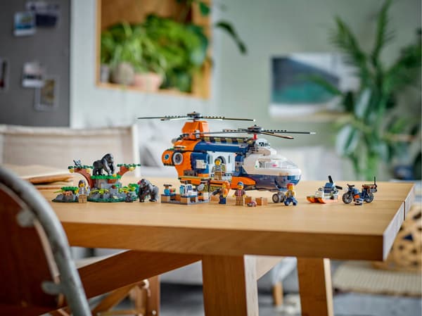 LEGO City 60437 Jungle Explorers’ Helicopter at Base
