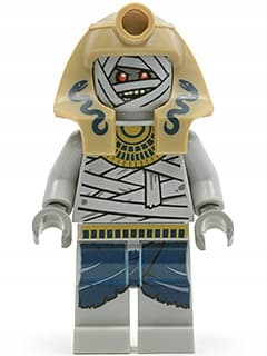 Lego Pharaoh's Quest Mummy Warrior Figure 2 + Shield + Spear pha011