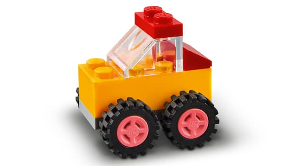 LEGO Classic 11014 – Bricks on Wheels