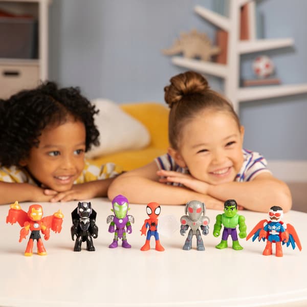 HASBRO Iron Man and Super Squad G19095L0 Figure Set