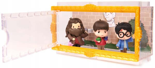 WIZARDING WORLD HARRY POTTER MINI FIGURES SET: HARRY, DUDLEY AND HAGRID