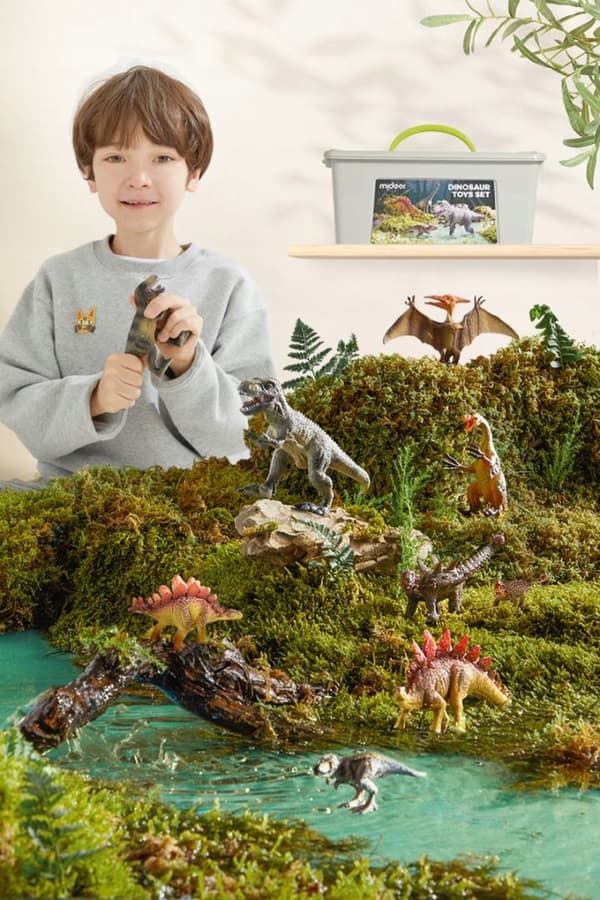 Mideer 24-piece Dinosaur Collector’s Set