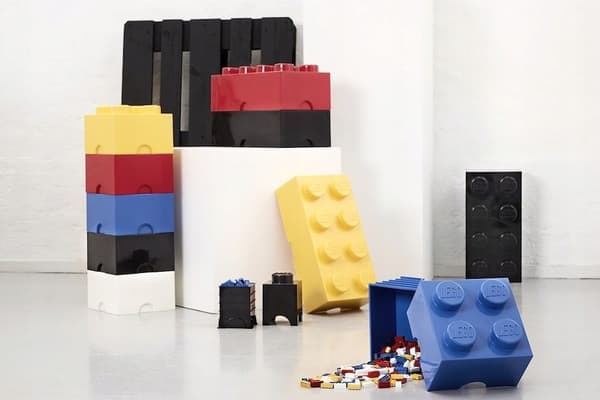 LEGO Container with Drawer – 4 Bricks, 2x2 Container, Large Black Box