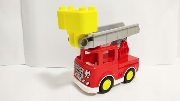 Lego Duplo fire engine with ladder