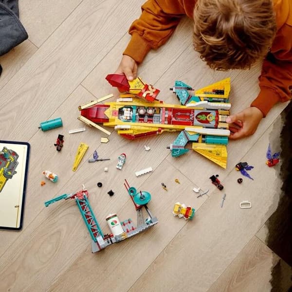 LEGO set 80035 Monkie Kid: Galactic Explorer