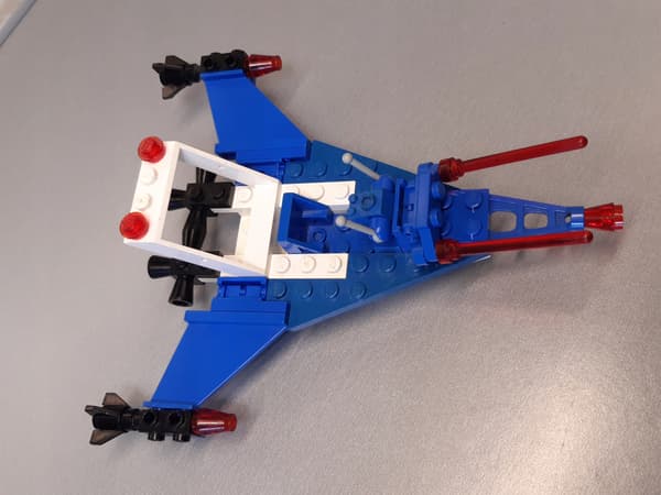 Lego Space 6845 Cosmic Charger (No. 2)
